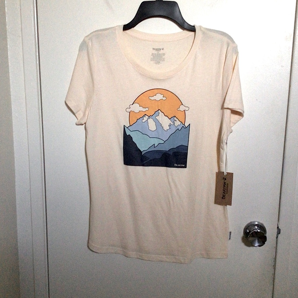 Bearpaw Outdoors Graphic T-Shirt